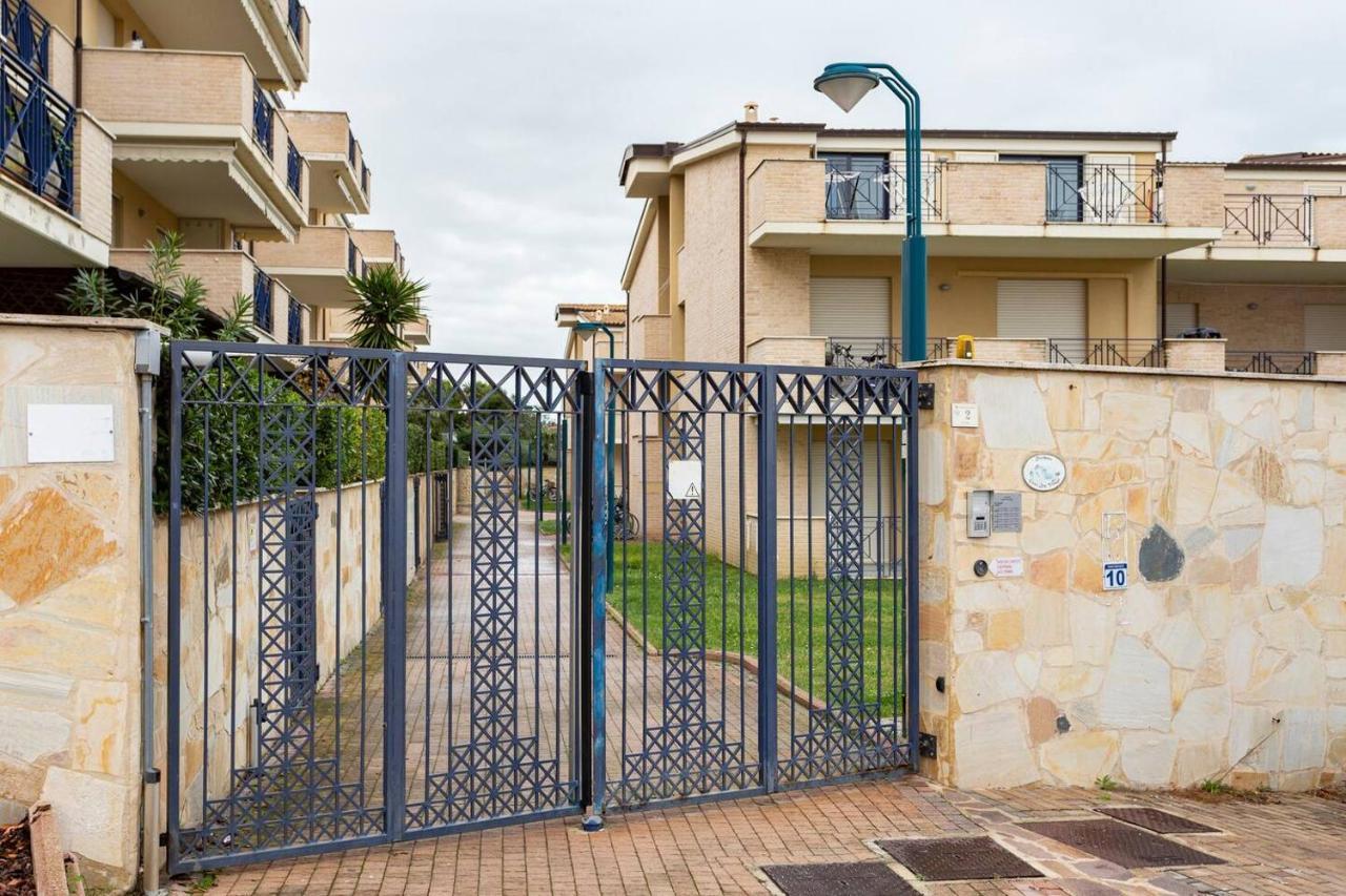 Alloggio Vista Mare - Parcheggio Gratis Pineto Εξωτερικό φωτογραφία